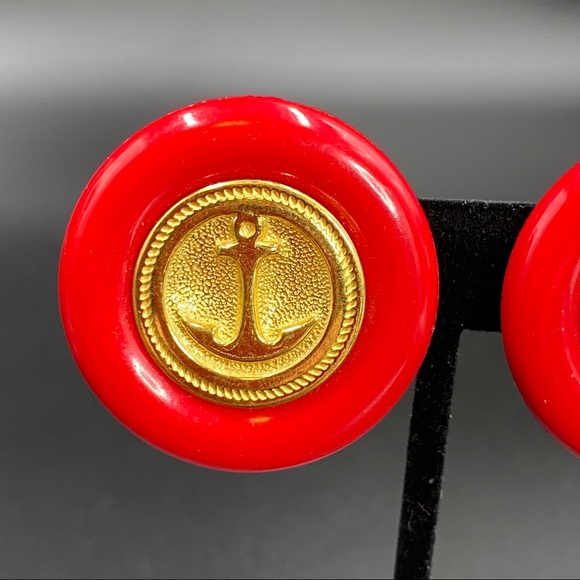 Vintage Retro Red Plastic Anchor Button Earrings - Picture 3 of 8